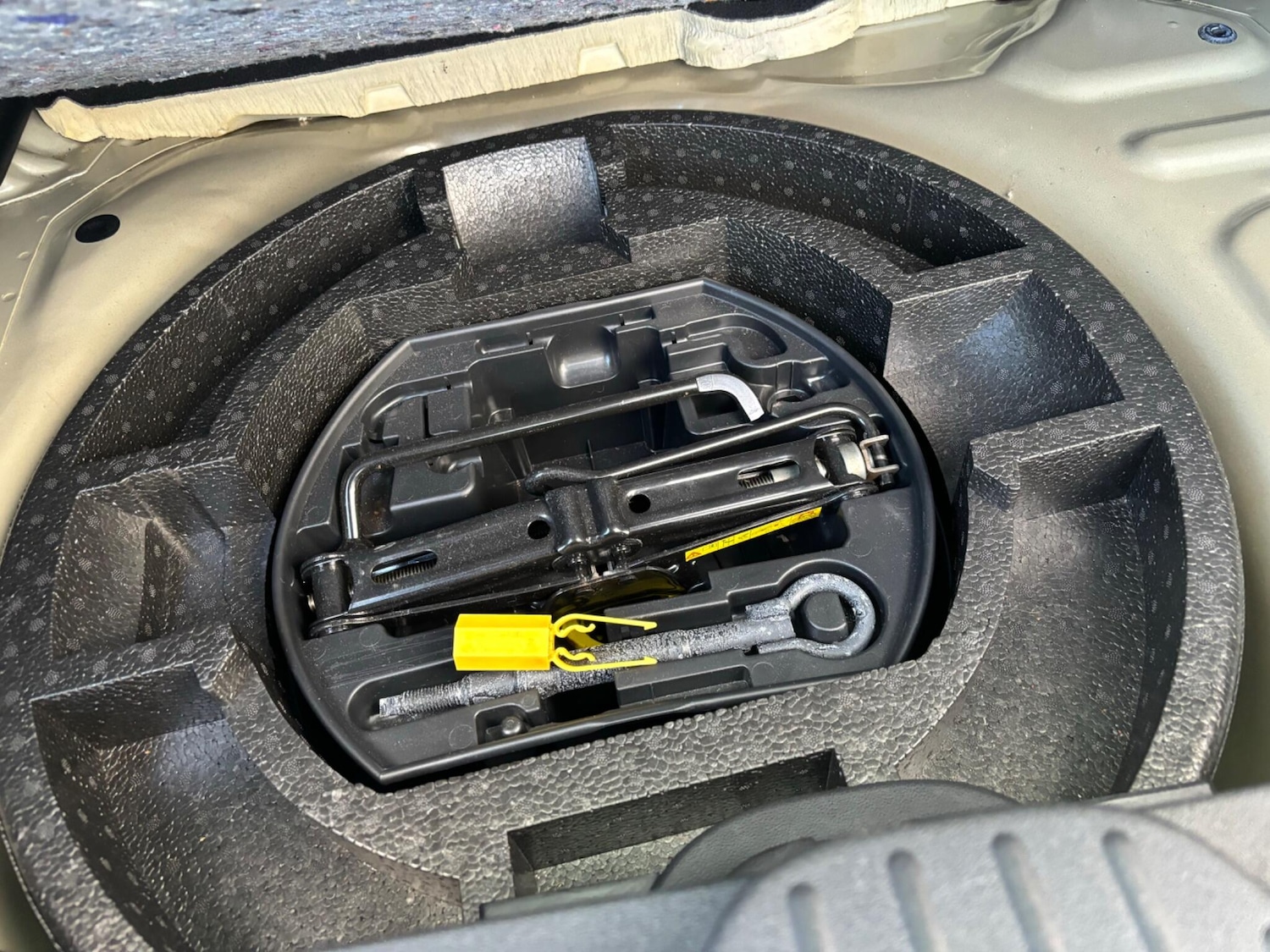 Used Citroen C3 Picasso for sale - 77737057: Photo 62