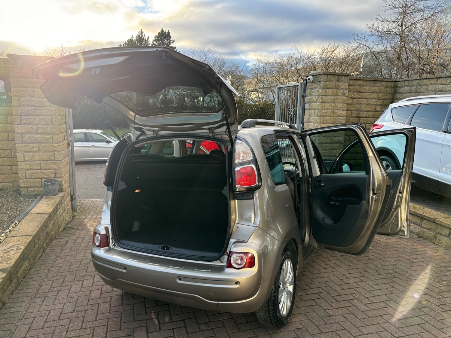 Used Citroen C3 Picasso for sale - 77737057: Photo 69