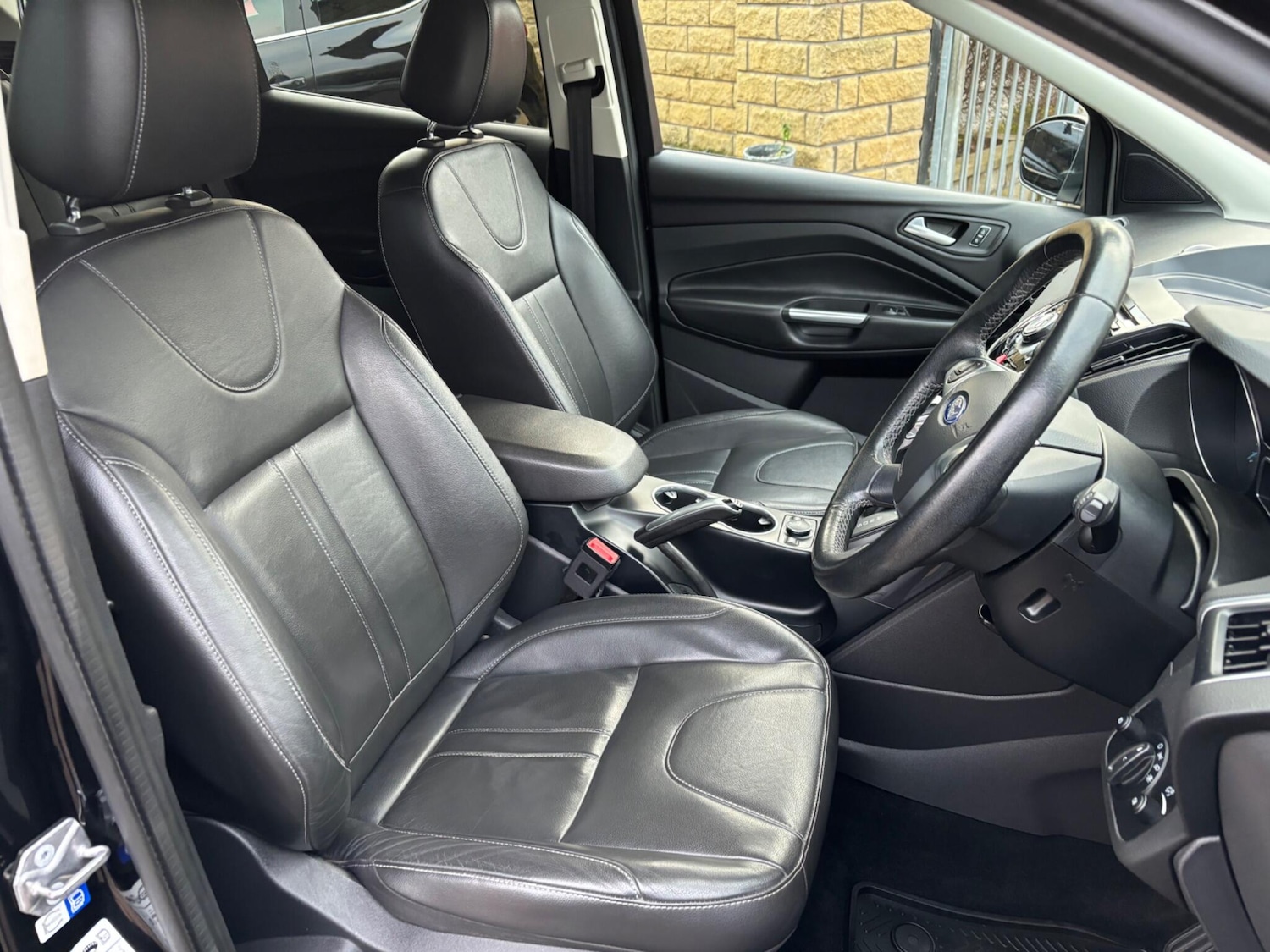 Used Ford Kuga 2015 for sale - 77029247: Photo 28