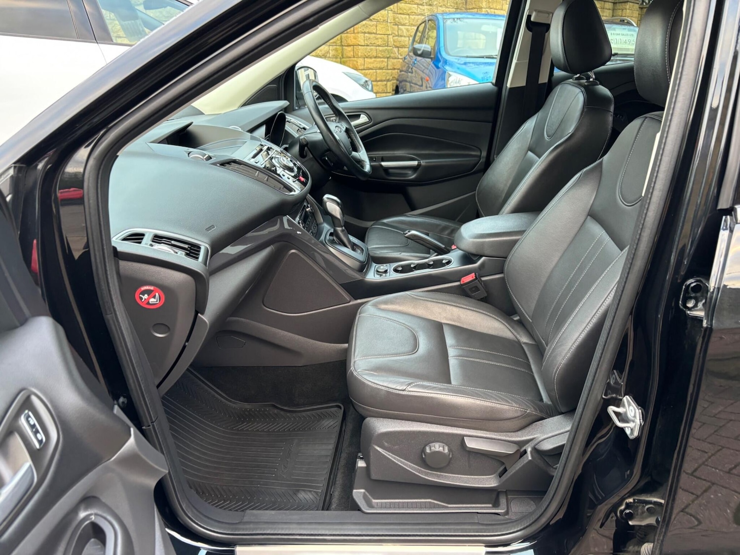 Used Ford Kuga 2015 for sale - 77029247: Photo 30