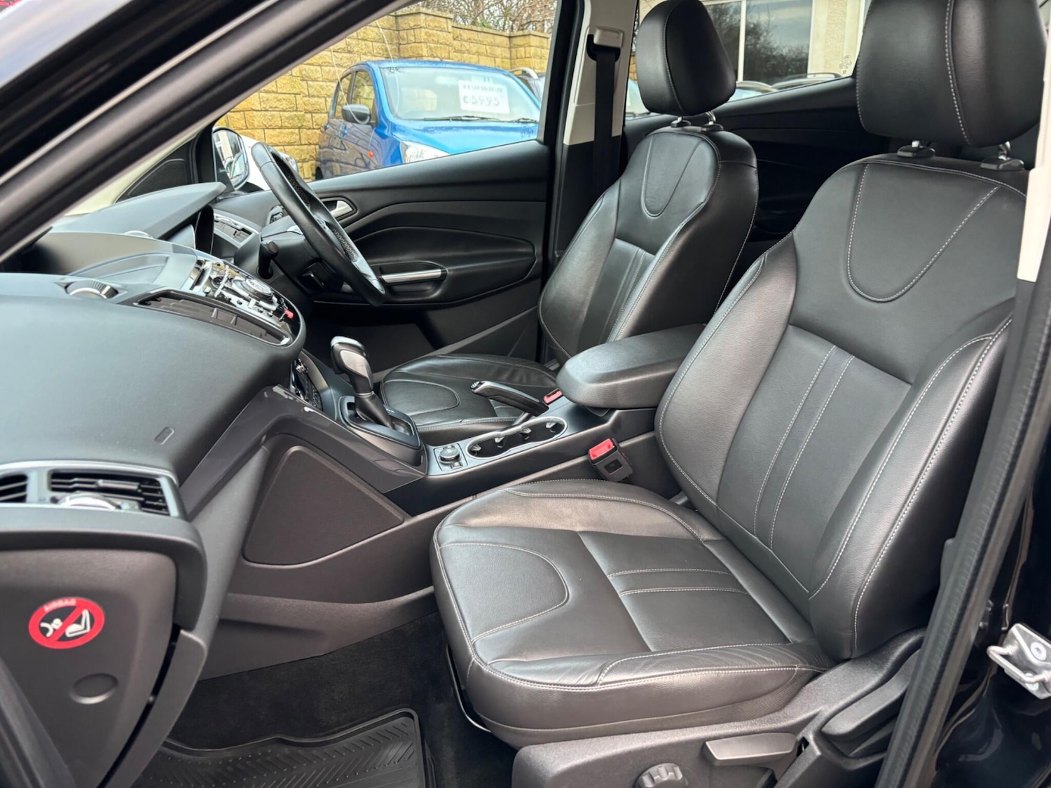 Used Ford Kuga 2015 for sale - 77029247: Photo 31