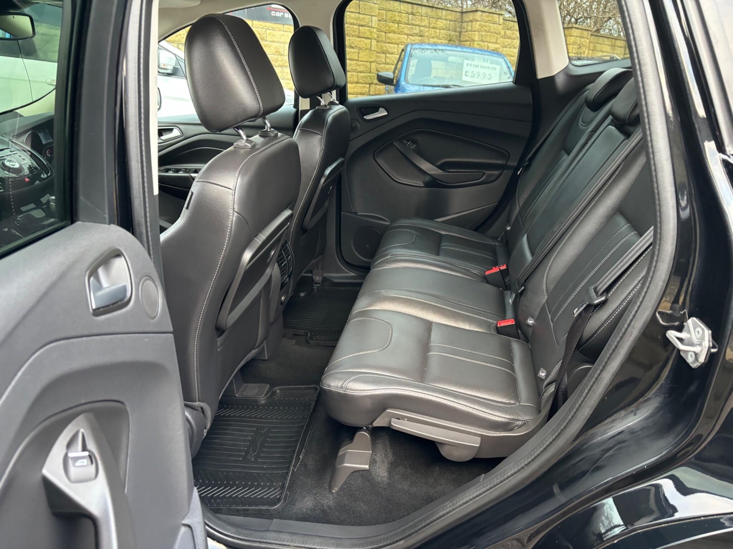 Used Ford Kuga 2015 for sale - 77029247: Photo 32