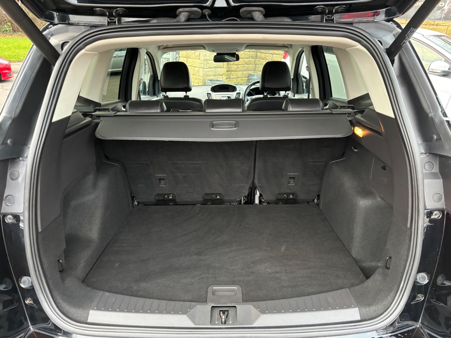 Used Ford Kuga 2015 for sale - 77029247: Photo 36