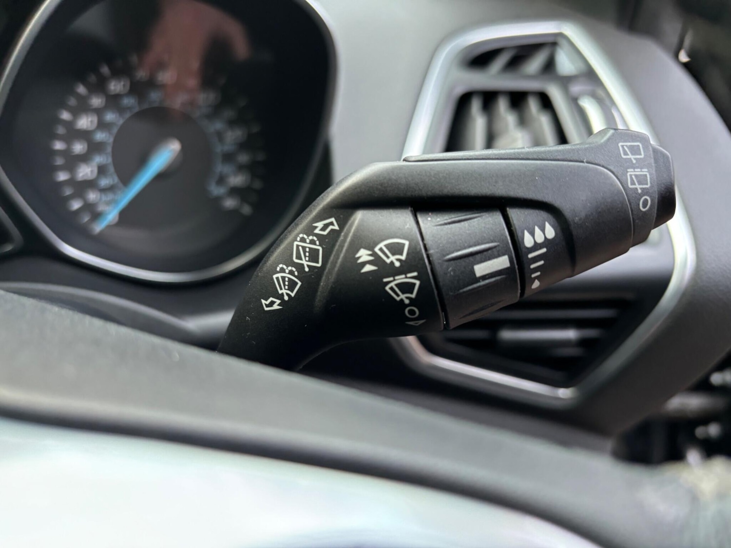 Used Ford Kuga 2015 for sale - 77029247: Photo 55