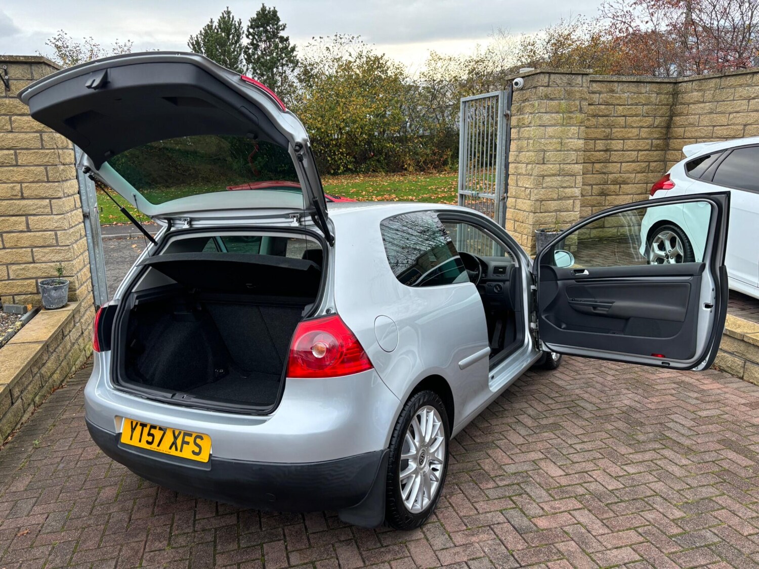 Used Volkswagen Golf 2007 for sale - 75927567: Photo 80