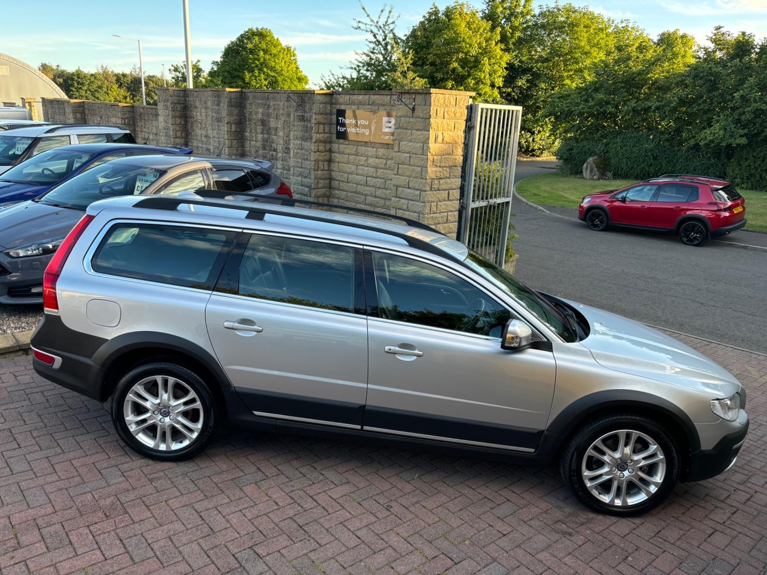 Used Volvo XC70 2015 for sale - 76326715: Photo 13