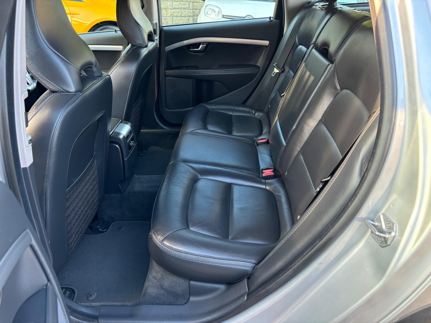 Used Volvo XC70 2015 for sale - 76326715: Photo 31