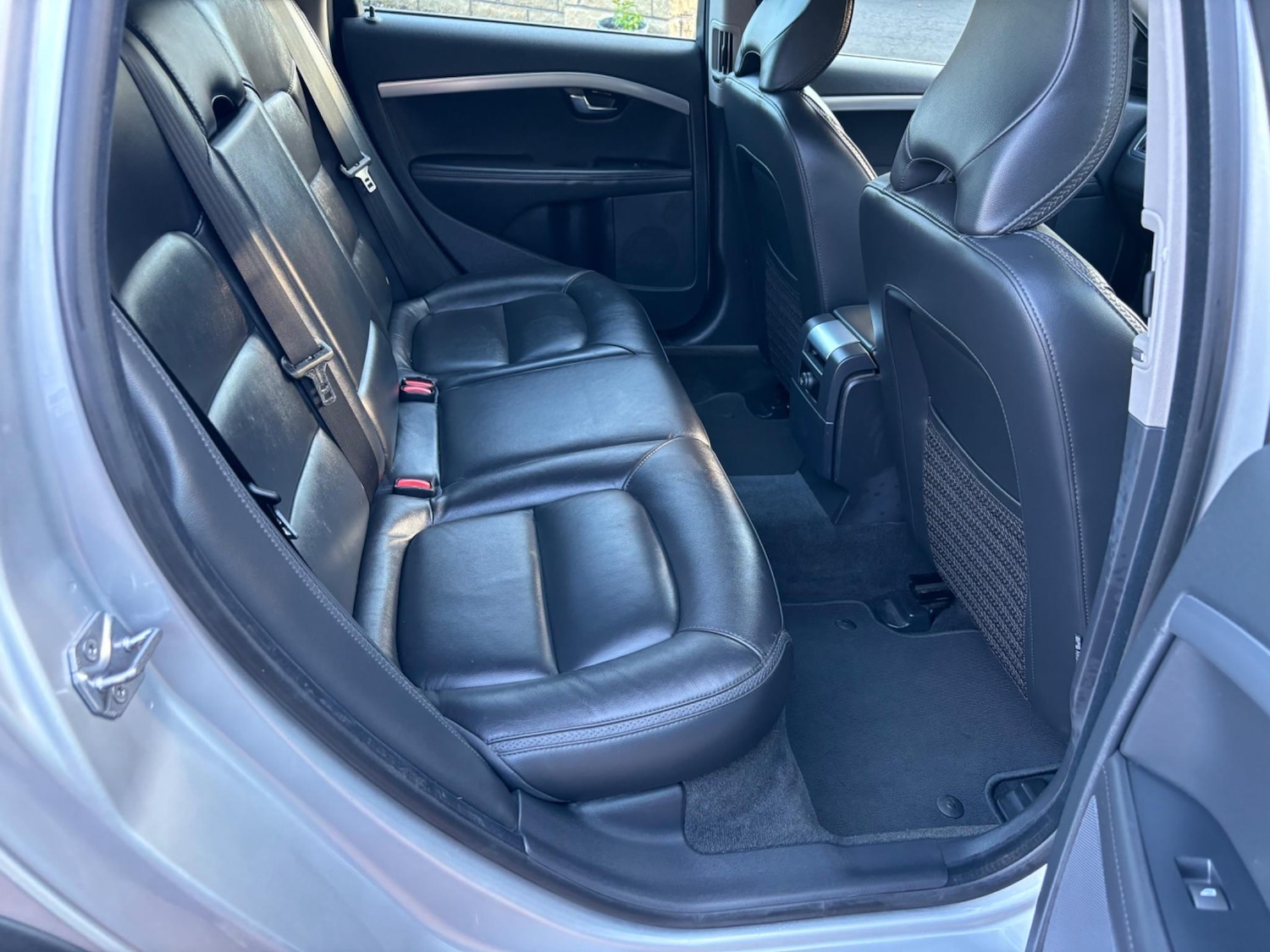 Used Volvo XC70 2015 for sale - 76326715: Photo 33