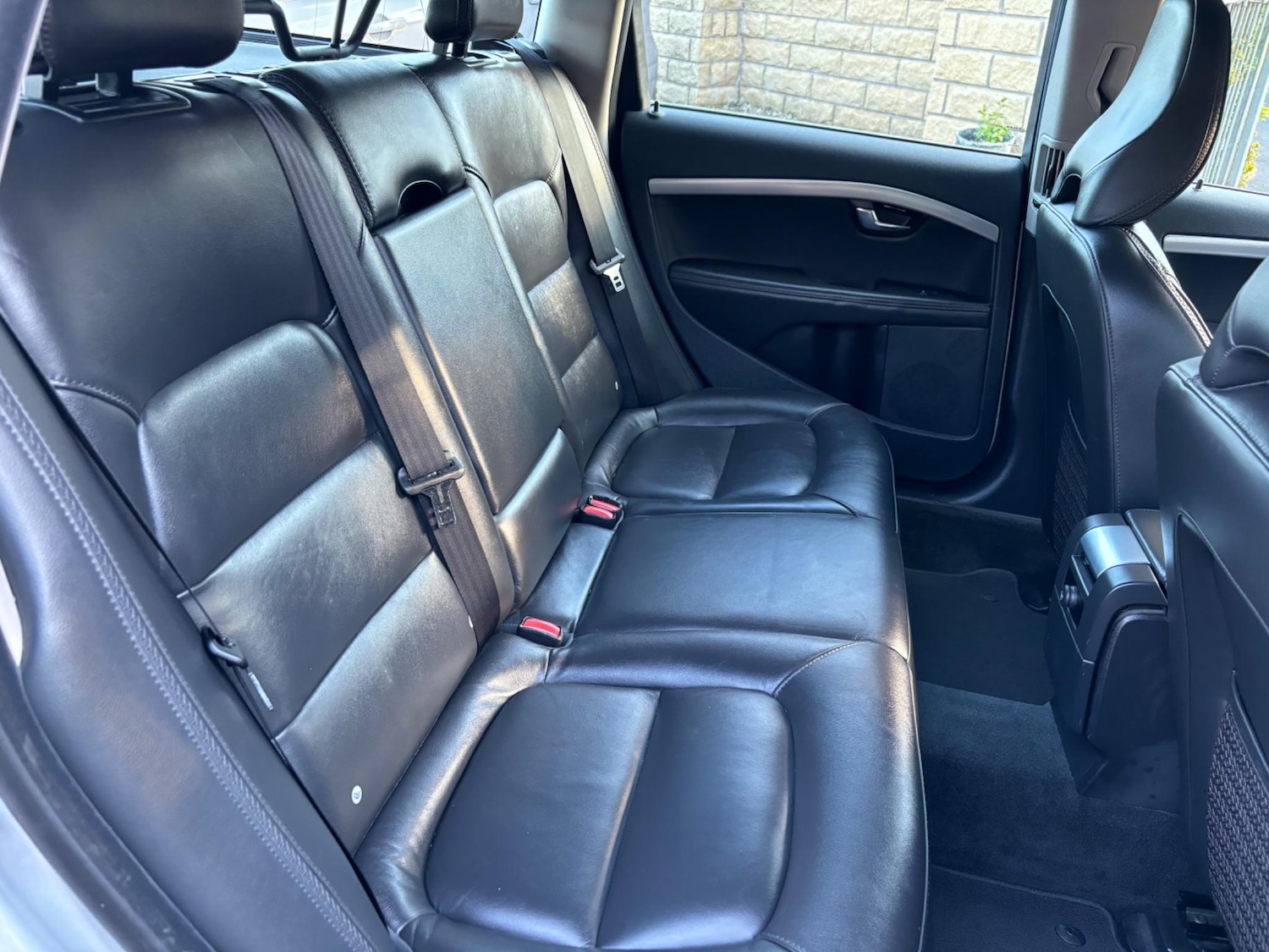 Used Volvo XC70 2015 for sale - 76326715: Photo 34