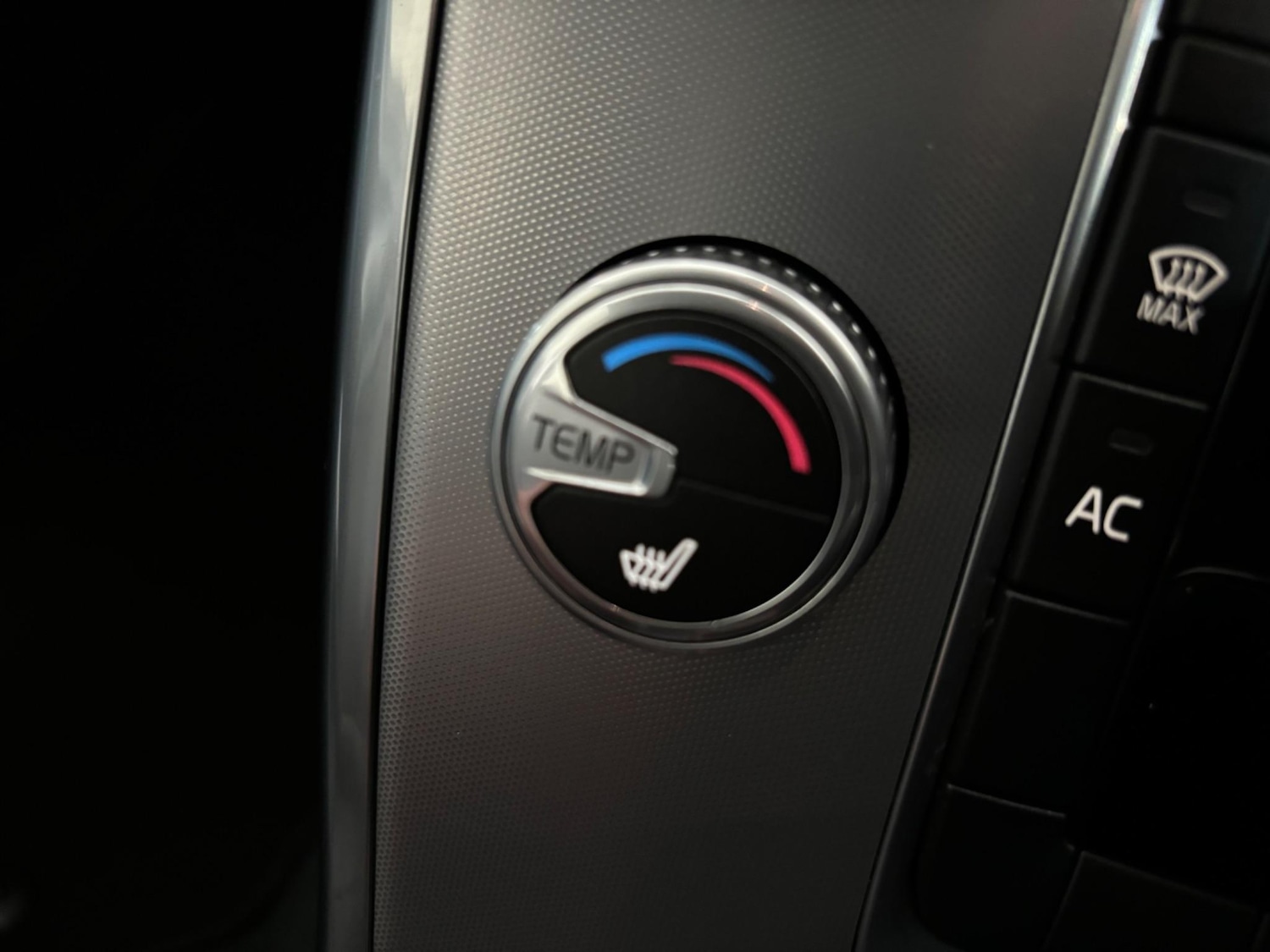 Used Volvo XC70 2015 for sale - 76326715: Photo 49