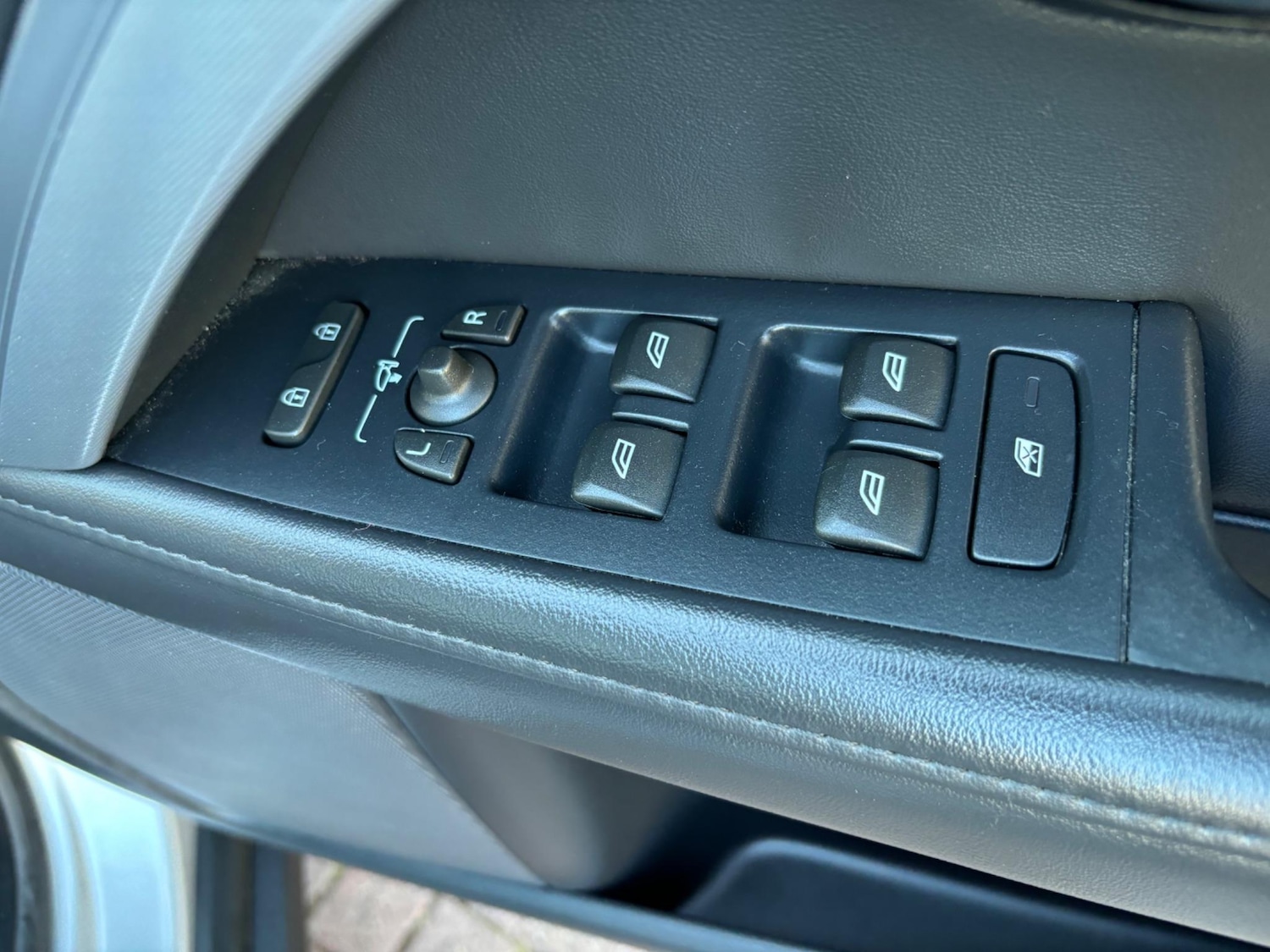 Used Volvo XC70 2015 for sale - 76326715: Photo 52