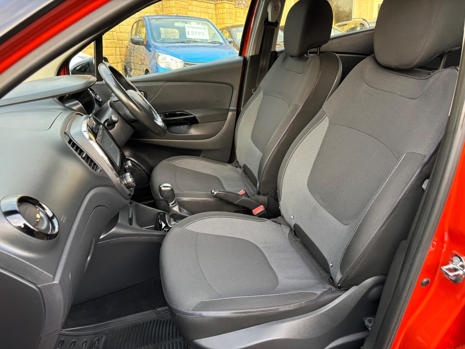 Used Renault Captur 2016 for sale - 75905757: Photo 29