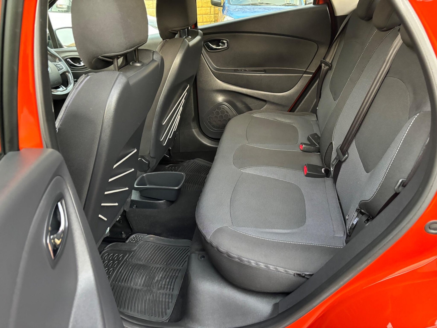 Used Renault Captur 2016 for sale - 75905757: Photo 30