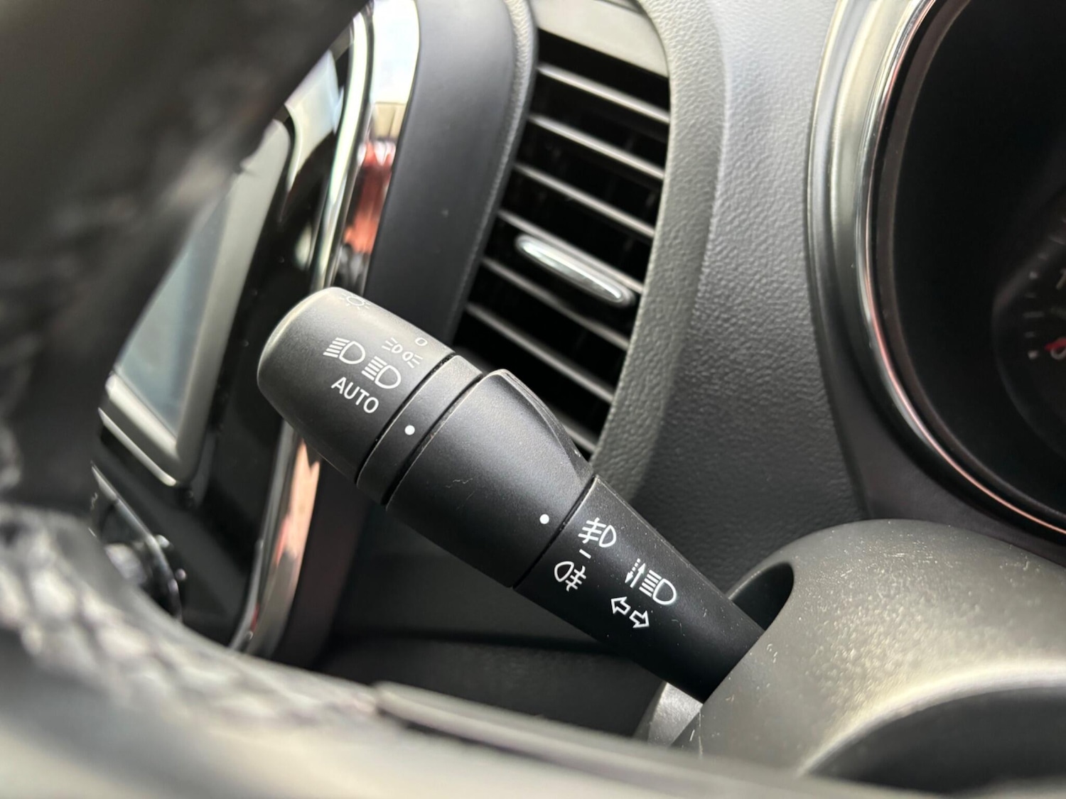 Used Renault Captur 2016 for sale - 75905757: Photo 42