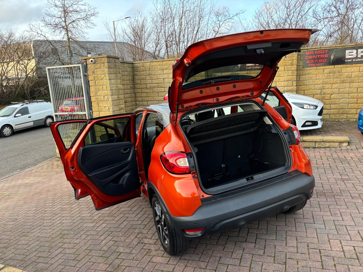 Used Renault Captur 2016 for sale - 75905757: Photo 63