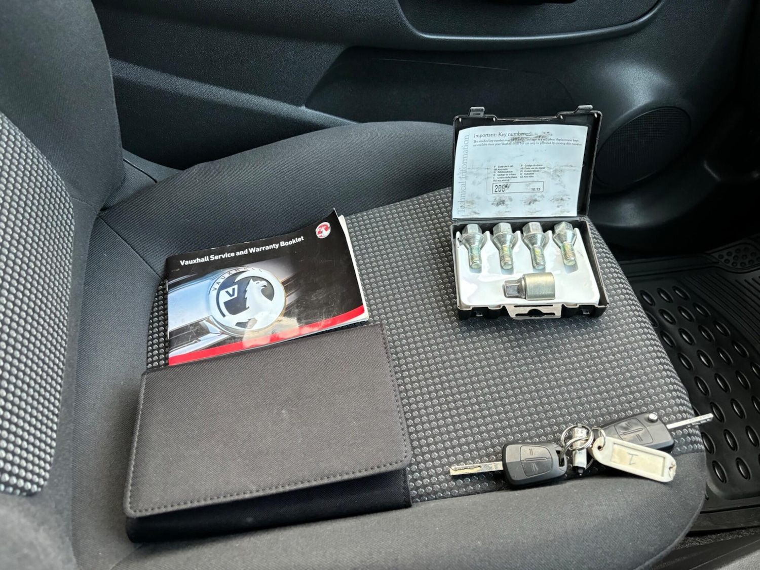 Used Vauxhall Corsa 2013 for sale - 76849693: Photo 40