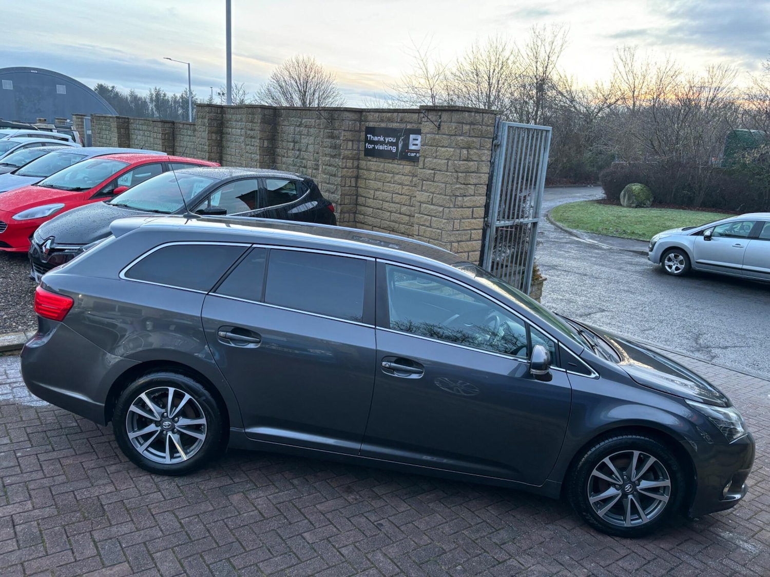 Used Toyota Avensis 2015 for sale - 75658567: Photo 12