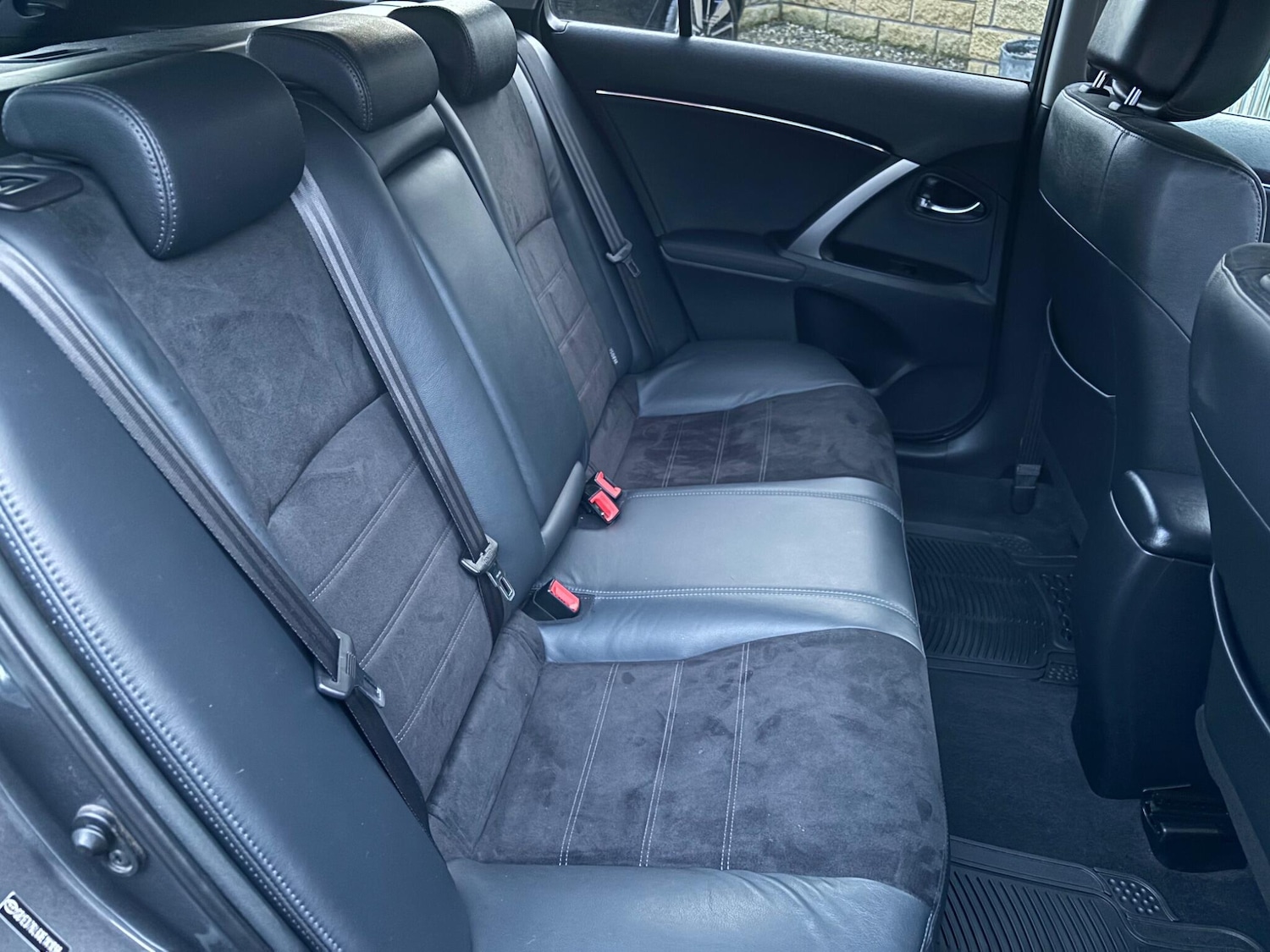 Used Toyota Avensis 2015 for sale - 75658567: Photo 32