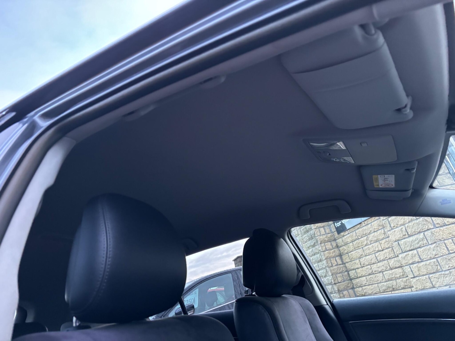 Used Toyota Avensis 2015 for sale - 75658567: Photo 37