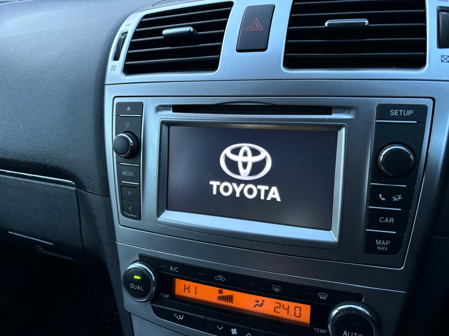 Used Toyota Avensis 2015 for sale - 75658567: Photo 41