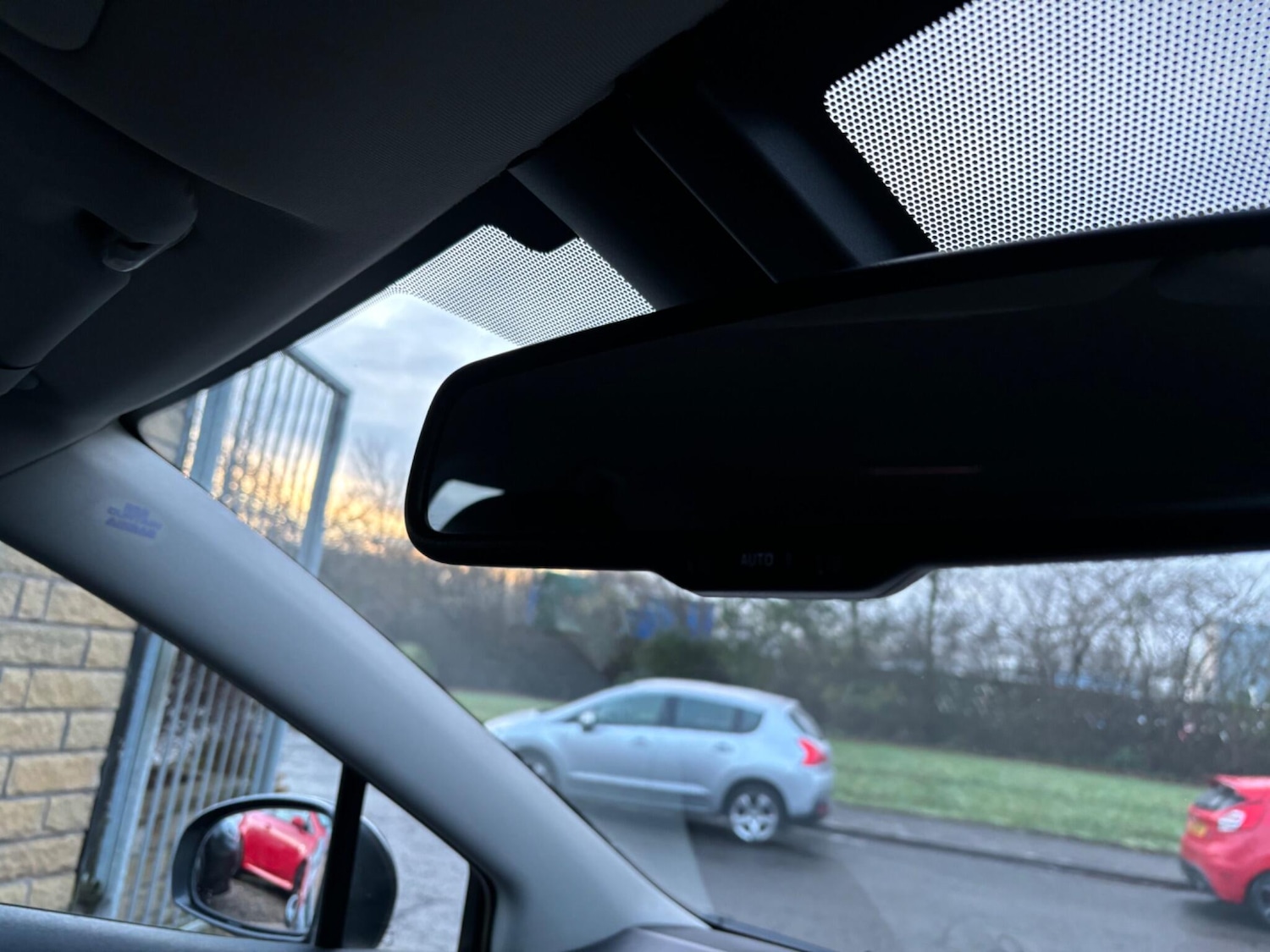 Used Toyota Avensis 2015 for sale - 75658567: Photo 46