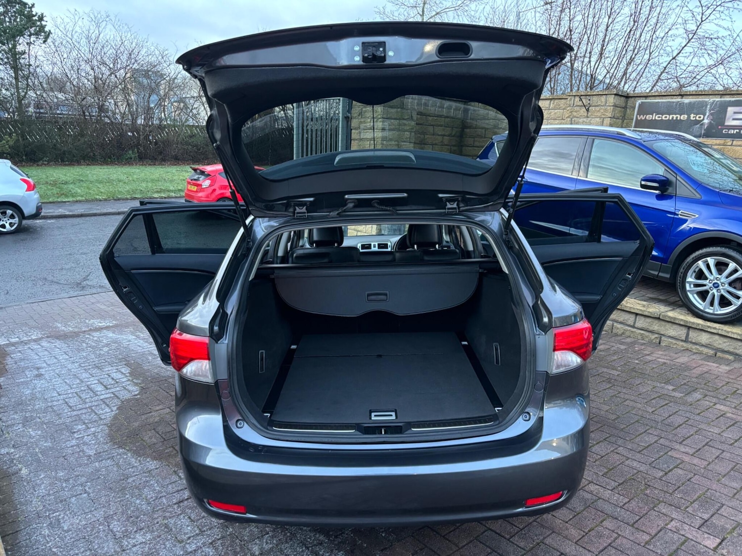 Used Toyota Avensis 2015 for sale - 75658567: Photo 76