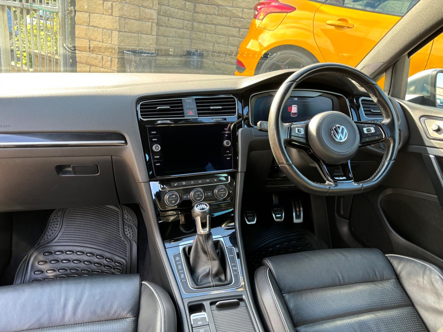 Vehicle 21
