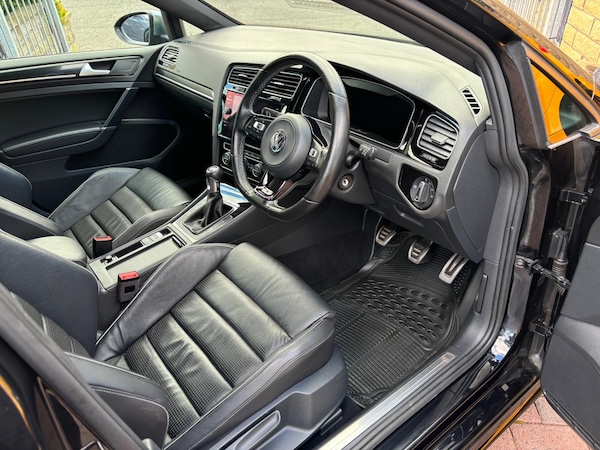 Used Volkswagen Golf 2017 for sale - 75351284: Photo 22