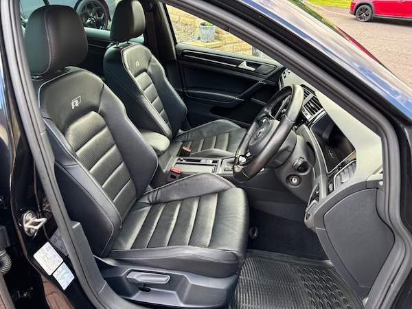 Used Volkswagen Golf 2017 for sale - 75351284: Photo 24
