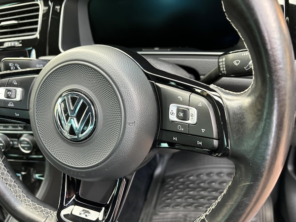Used Volkswagen Golf 2017 for sale - 75351284: Photo 39