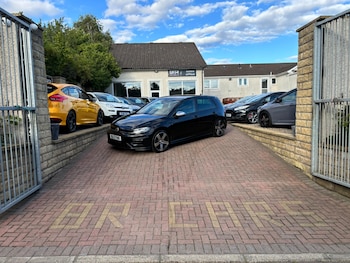 Used Volkswagen Golf 2017 for sale - 75351284: Photo