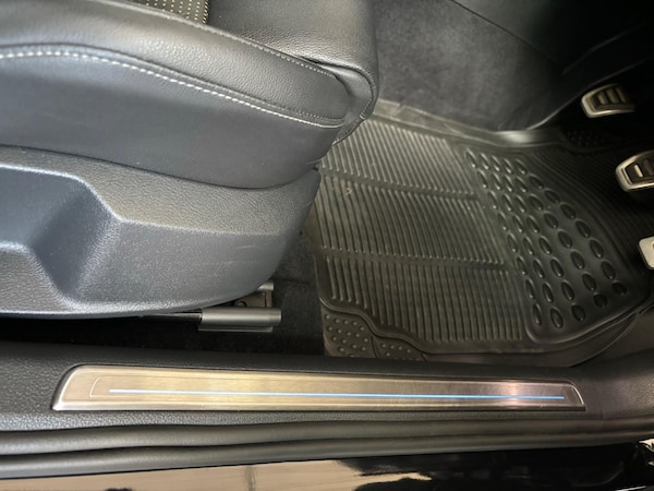 Used Volkswagen Golf 2017 for sale - 75351284: Photo 82