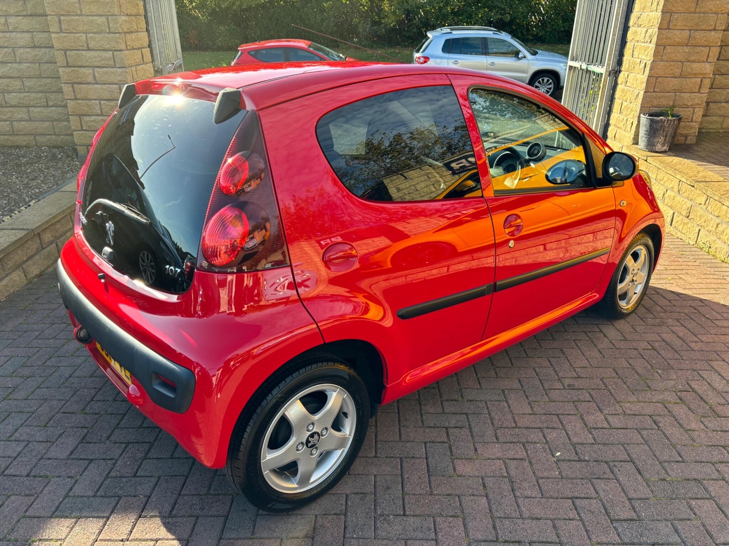 Used Peugeot 107 2014 for sale - 76188773: Photo 12