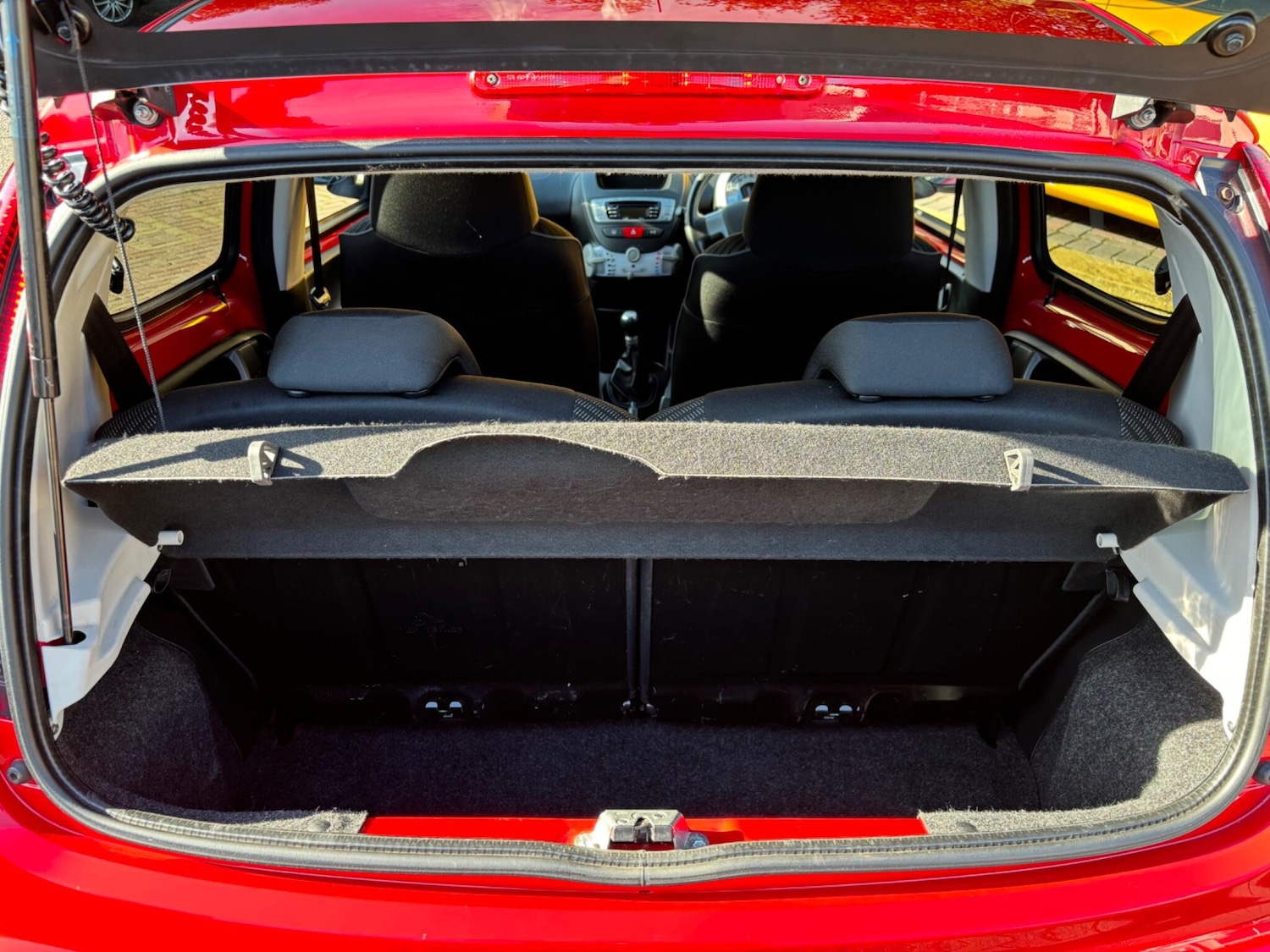 Used Peugeot 107 2014 for sale - 76188773: Photo 30