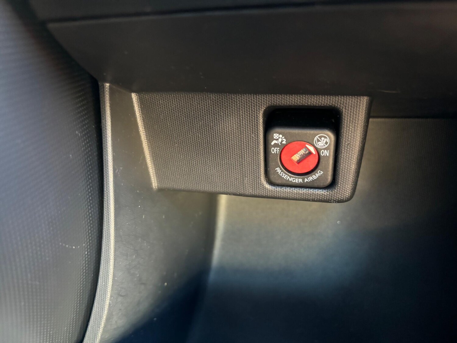 Used Peugeot 107 2014 for sale - 76188773: Photo 42