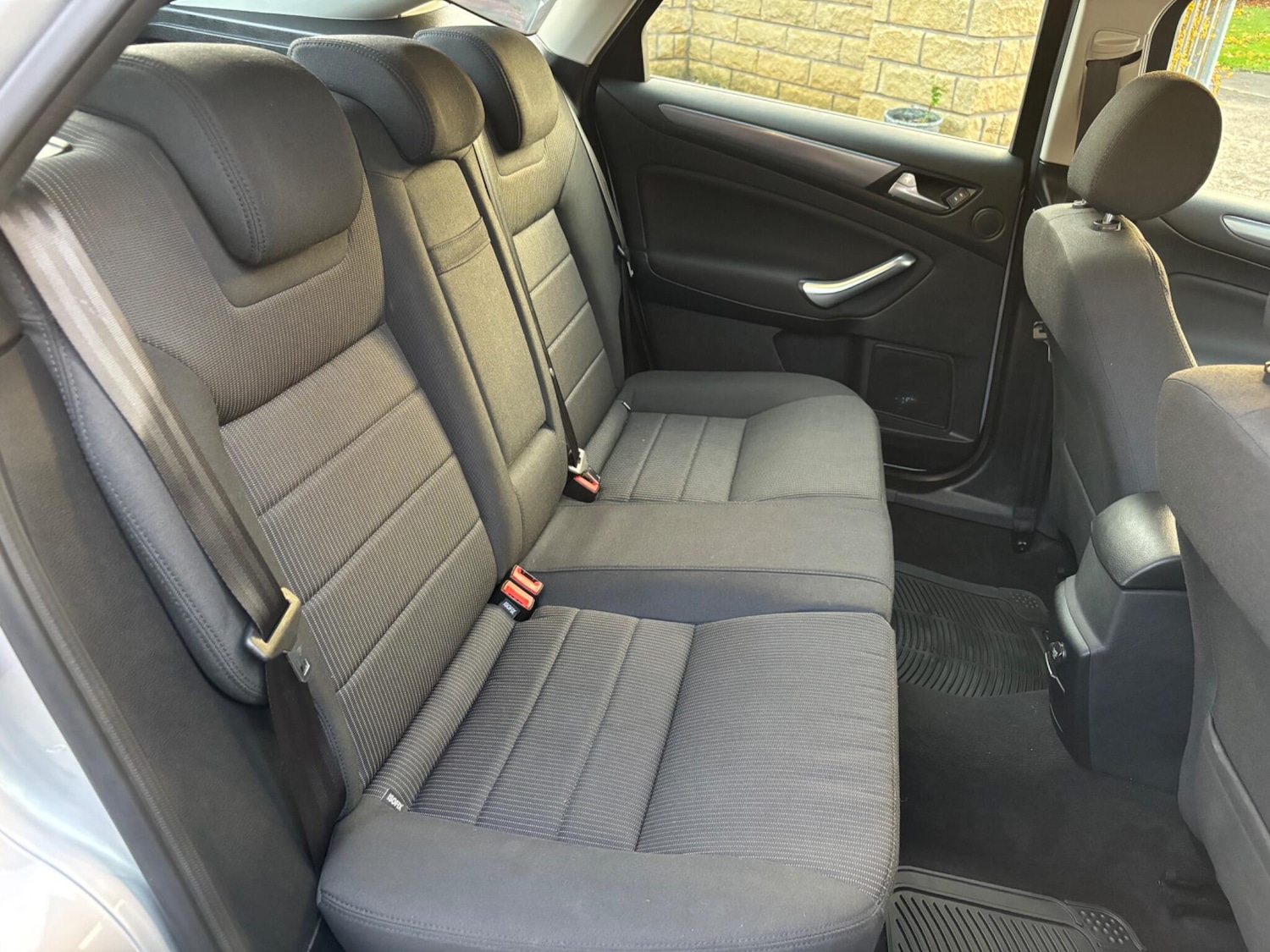 Used Ford Mondeo 2011 for sale - 76361163: Photo 30