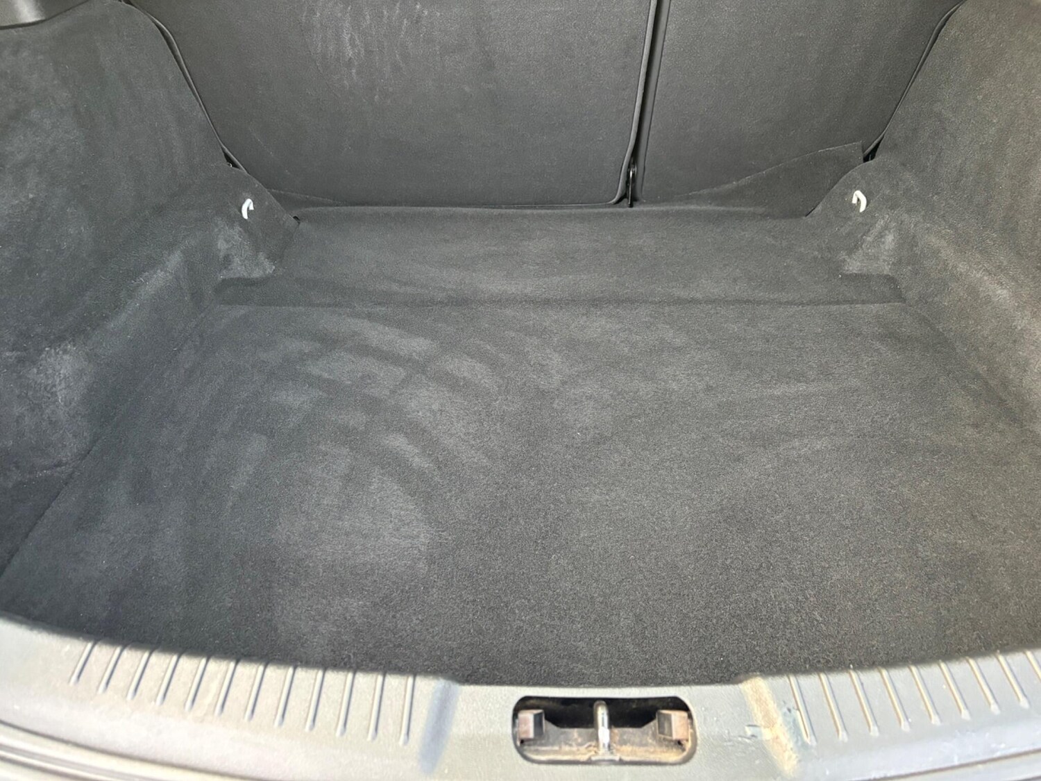 Used Ford Mondeo 2011 for sale - 76361163: Photo 32