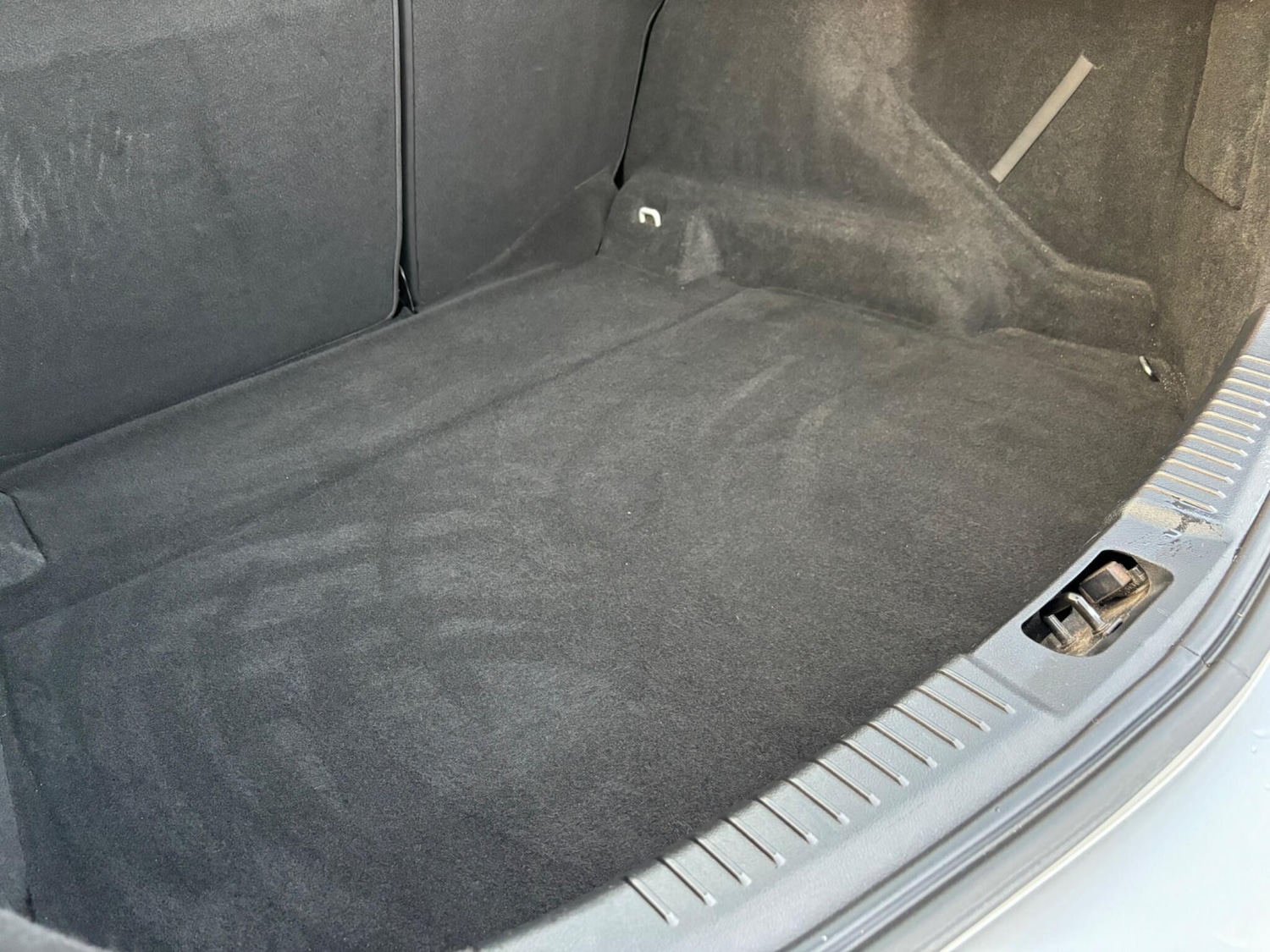 Used Ford Mondeo 2011 for sale - 76361163: Photo 33