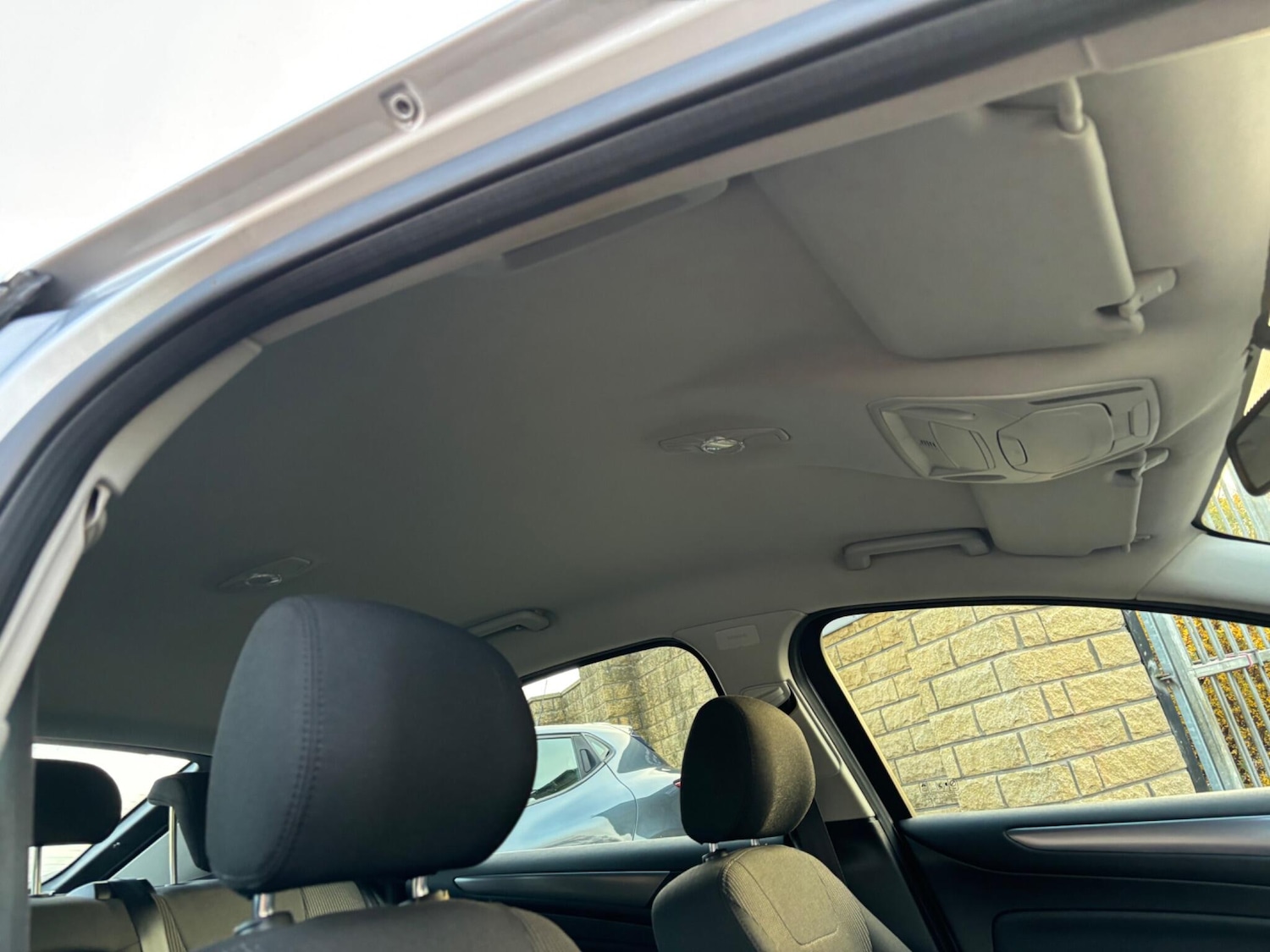 Used Ford Mondeo 2011 for sale - 76361163: Photo 34