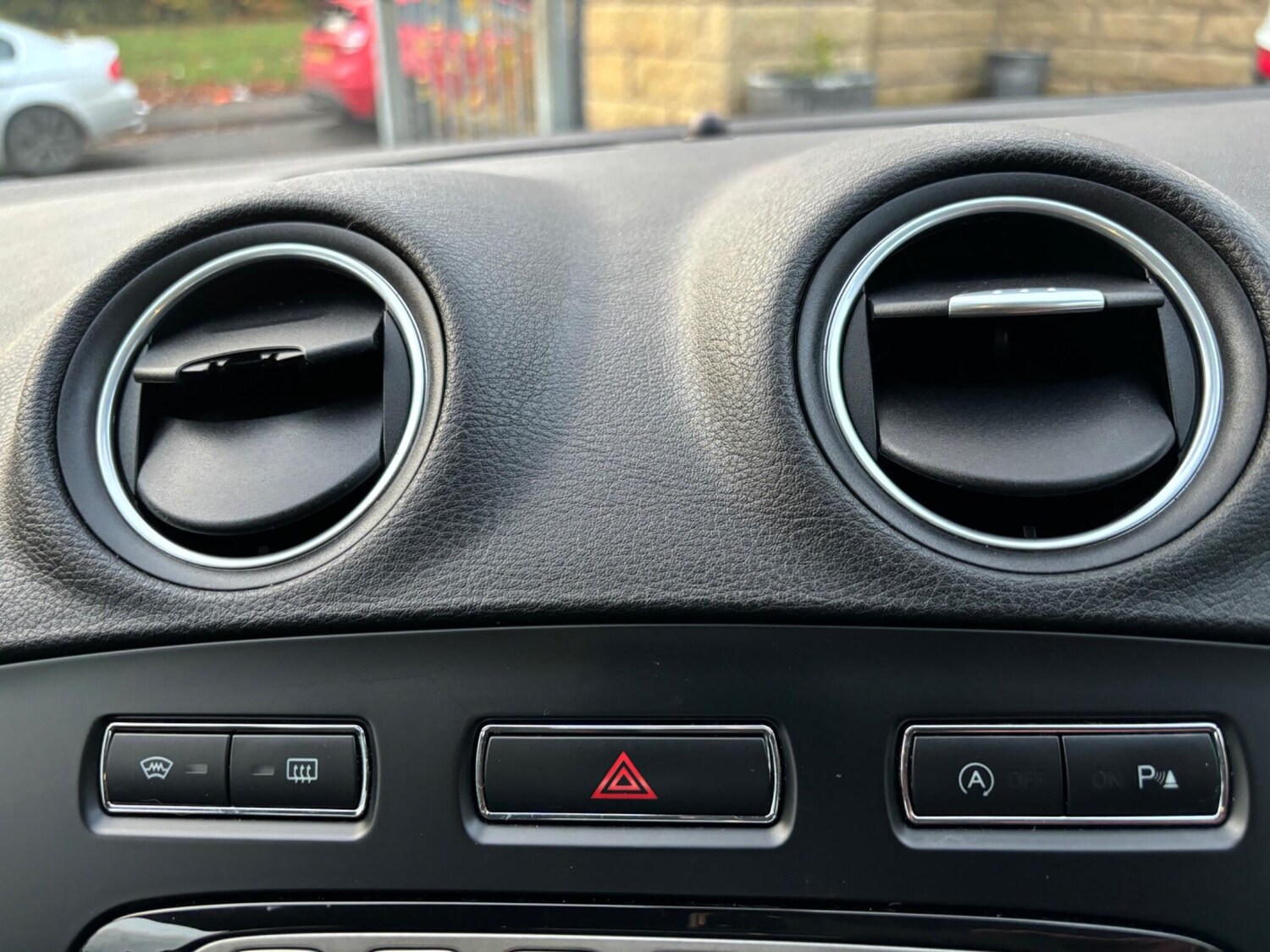 Used Ford Mondeo 2011 for sale - 76361163: Photo 39