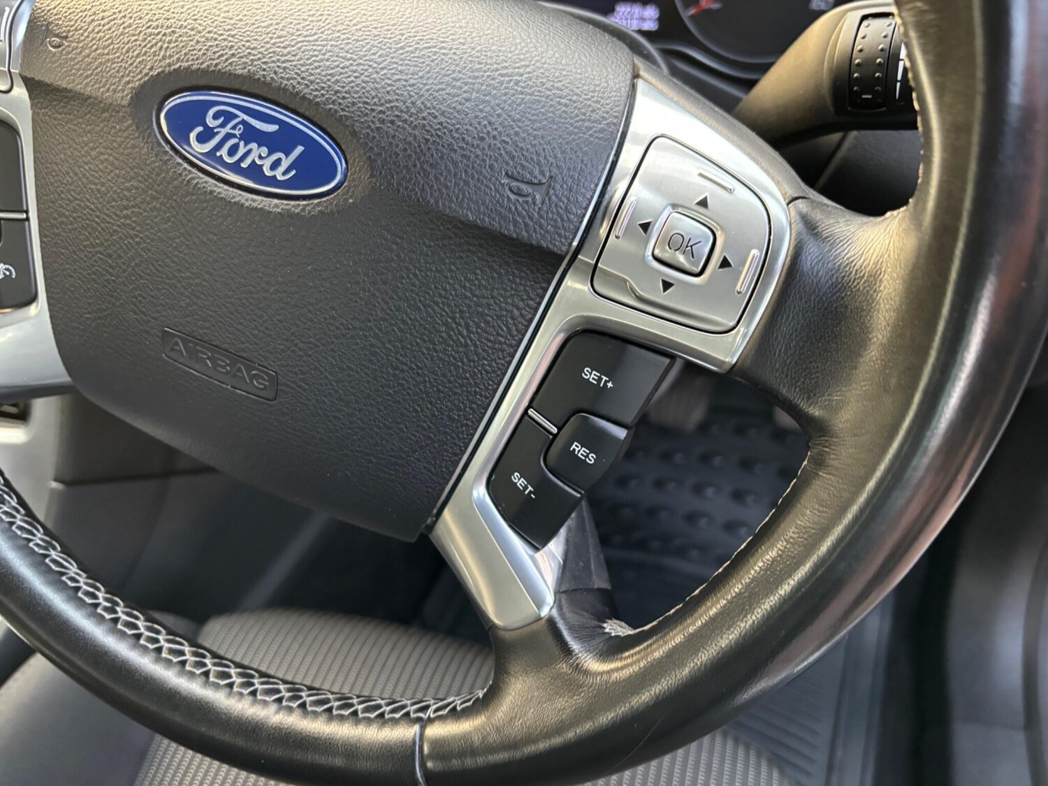 Used Ford Mondeo 2011 for sale - 76361163: Photo 52