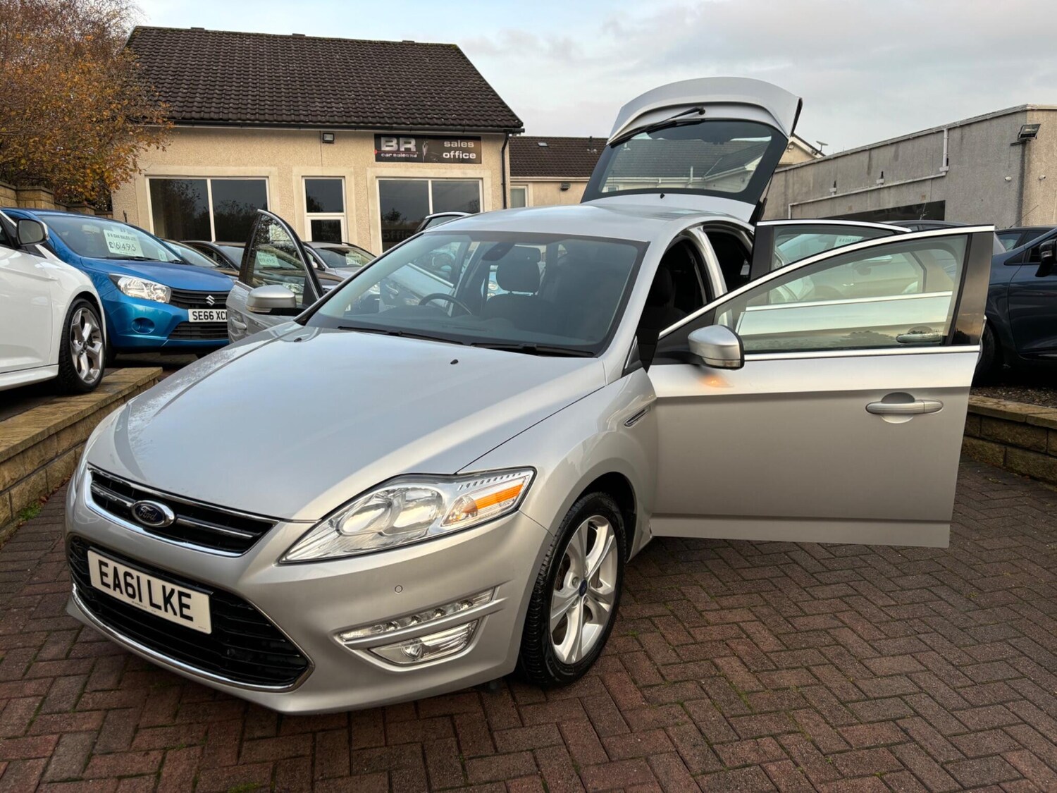 Used Ford Mondeo 2011 for sale - 76361163: Photo 68