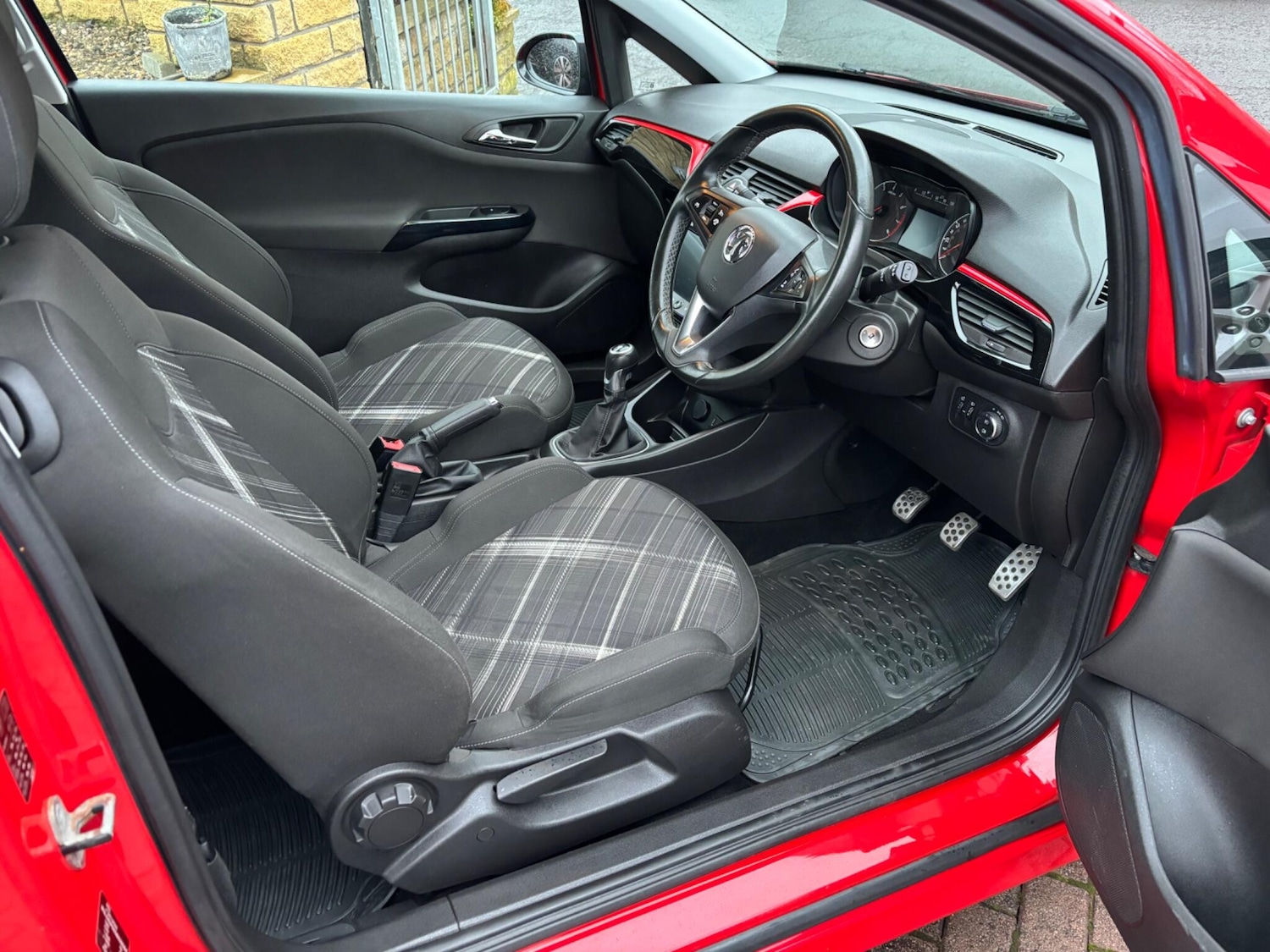 Used Vauxhall Corsa 2015 for sale - 76936328: Photo 24