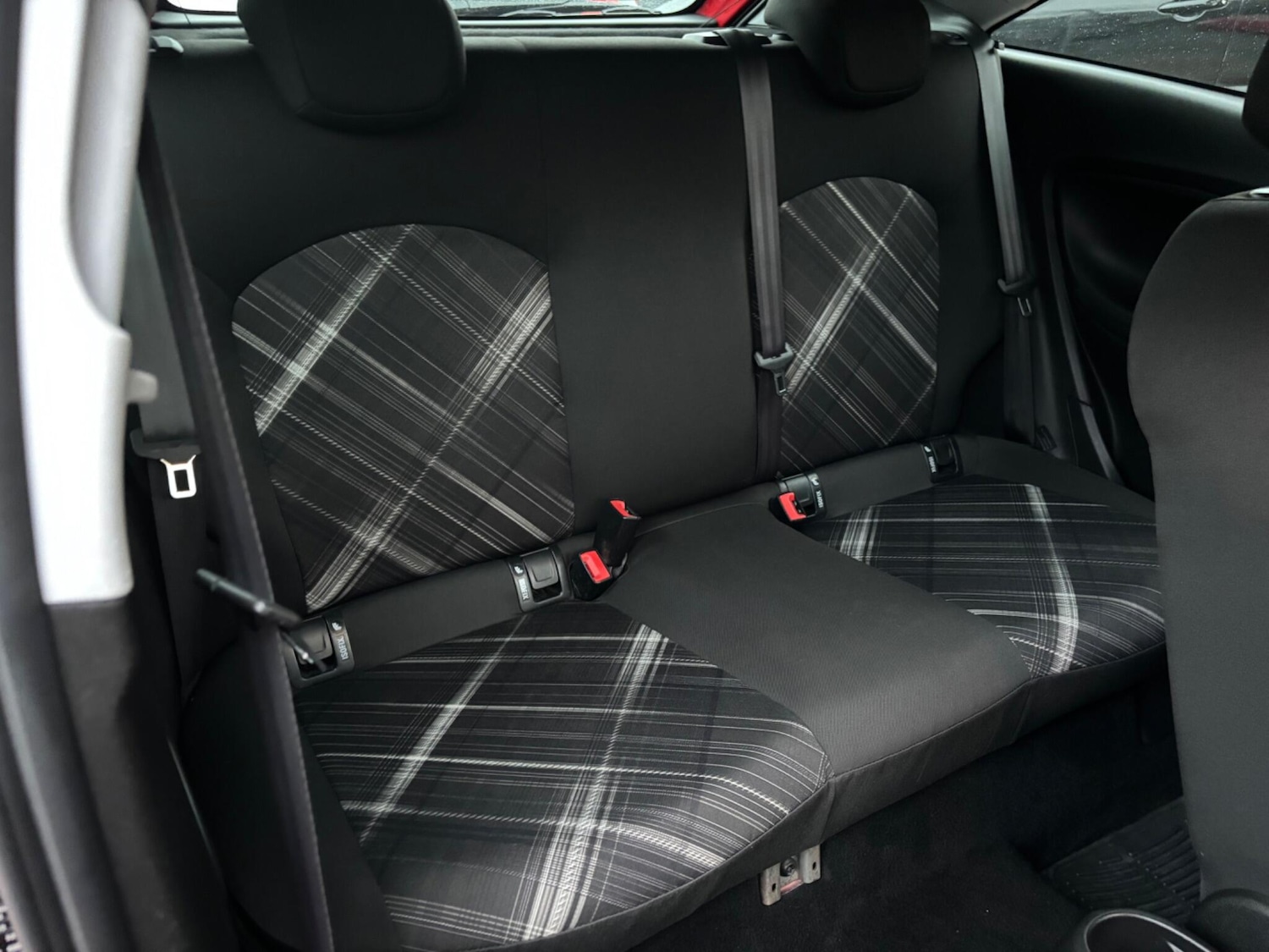 Used Vauxhall Corsa 2015 for sale - 76936328: Photo 31