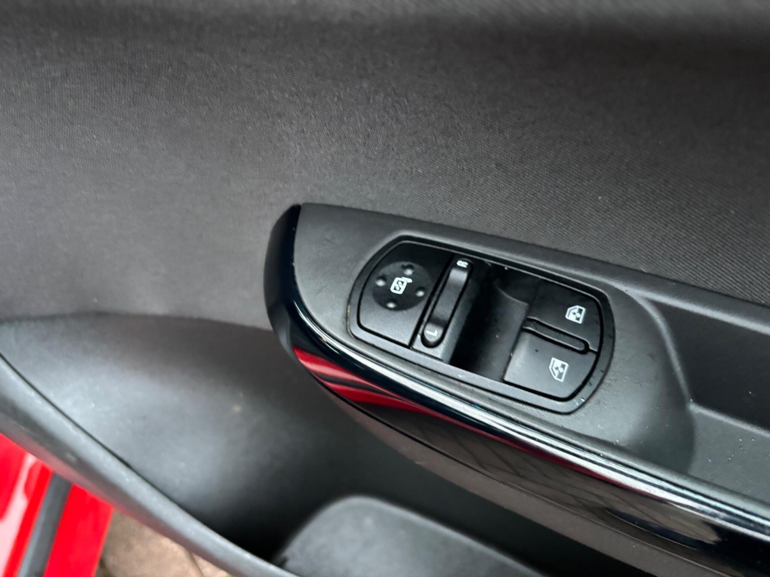 Used Vauxhall Corsa 2015 for sale - 76936328: Photo 40