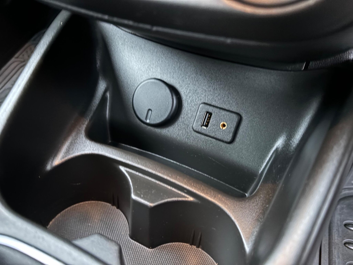 Used Vauxhall Corsa 2015 for sale - 76936328: Photo 42