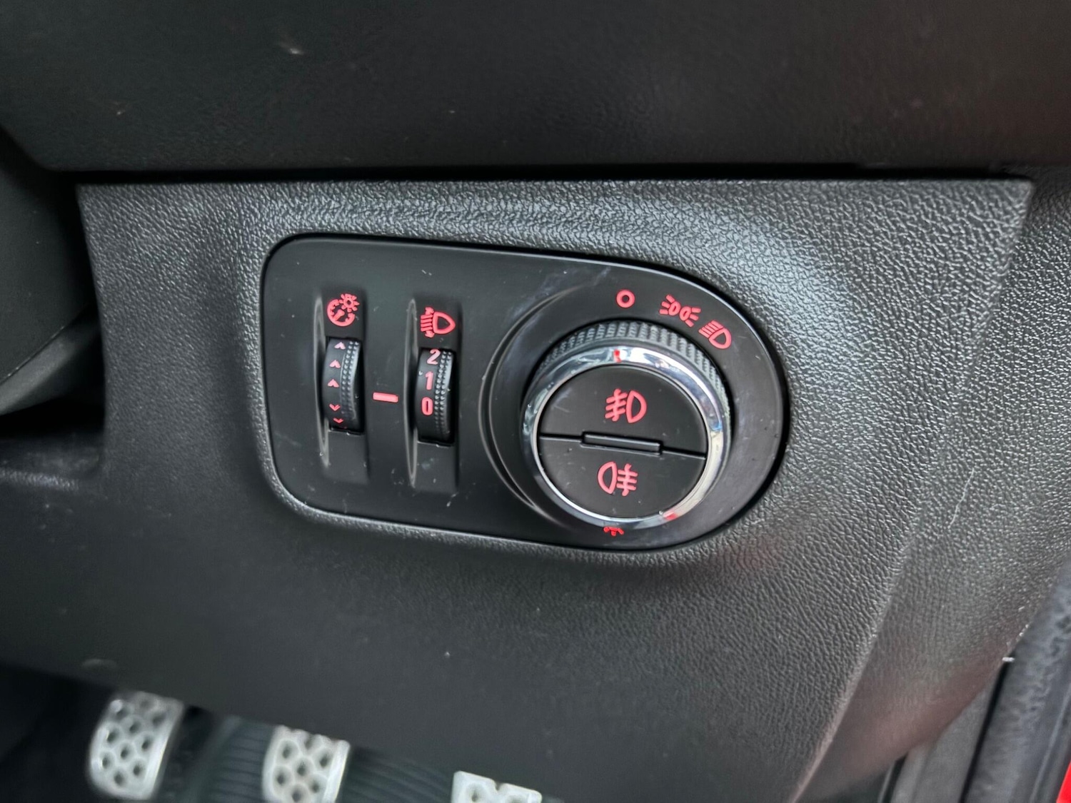 Used Vauxhall Corsa 2015 for sale - 76936328: Photo 44