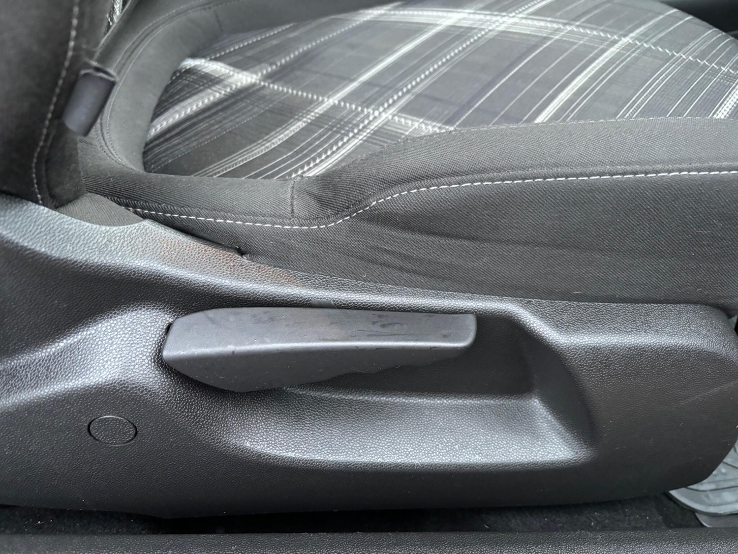 Used Vauxhall Corsa 2015 for sale - 76936328: Photo 51