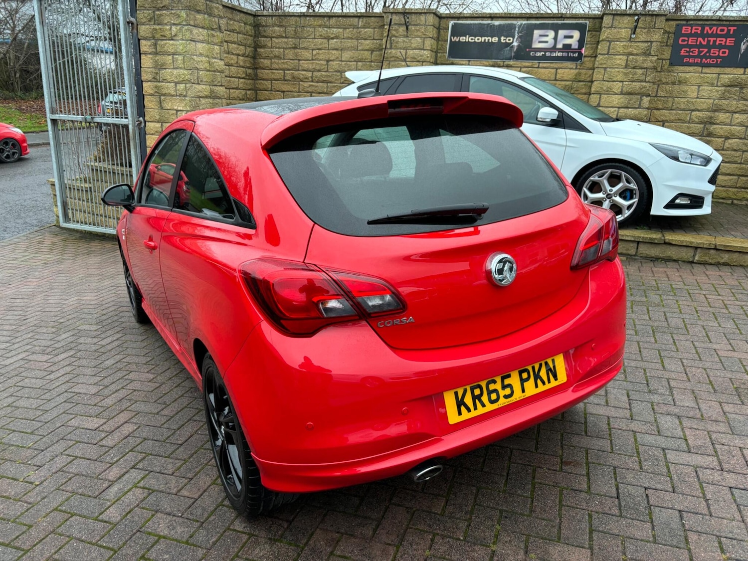 Used Vauxhall Corsa 2015 for sale - 76936328: Photo 8