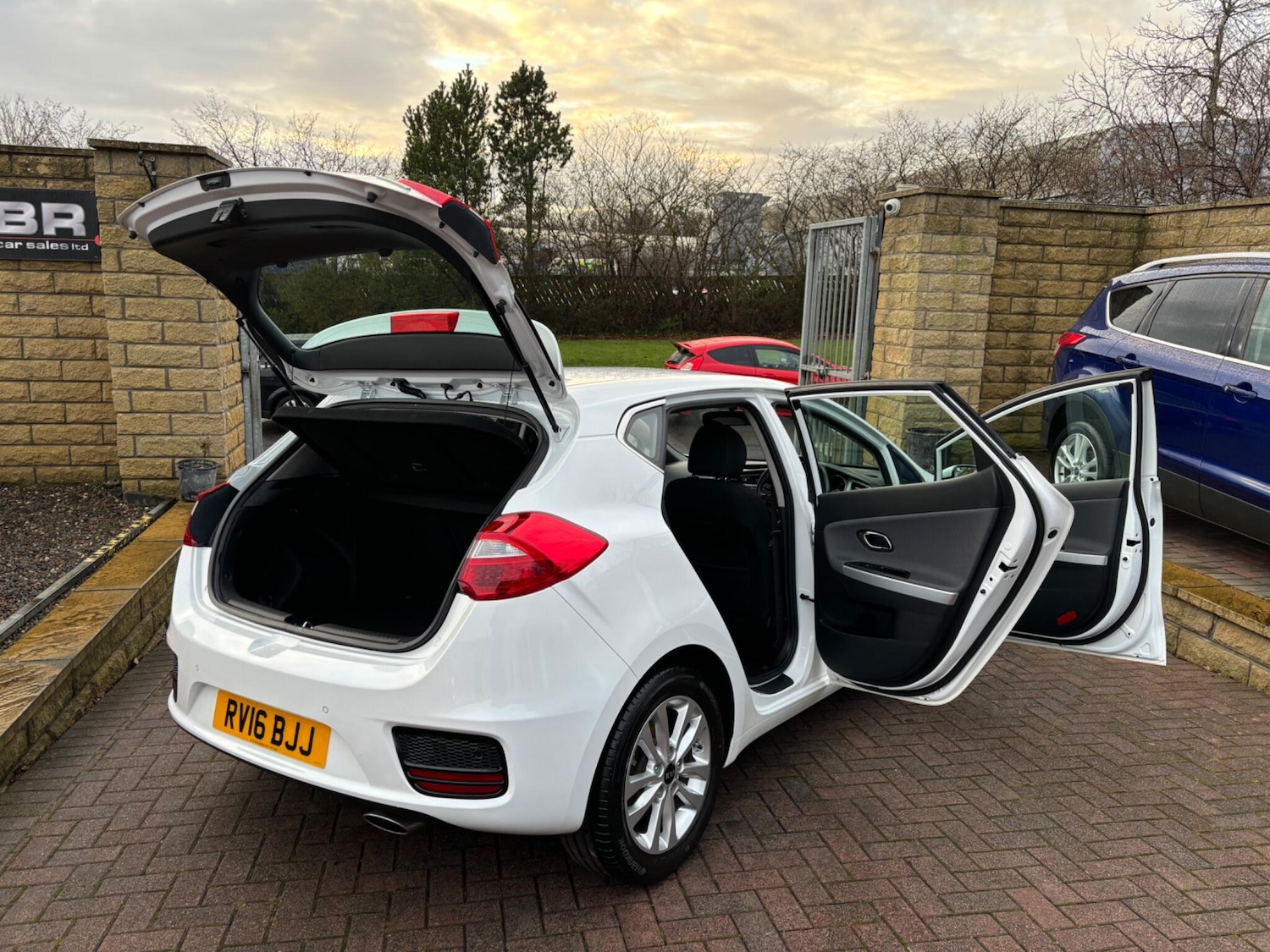 Used Kia Ceed 2016 for sale - 76850320: Photo 71